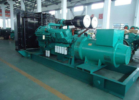 岳阳楼800kw康明斯柴油发电机组图片 岳阳楼800kw康明斯柴油发电机组图片
